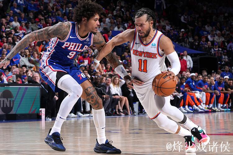 恩比德回归76人惜败尼克斯 利拉德缺席雄鹿大胜猛龙 恩比德回归76人惜败尼克斯 利拉德缺席雄鹿大胜猛龙